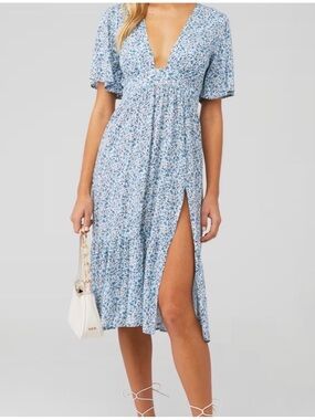 Stillwater The Britton Blue Ditsy Floral Deep V-Neck Midi Dress Size S Romantic